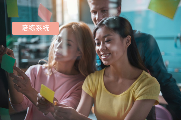 智能培训机器人价格揭秘与得助智能陪练系统实战解析