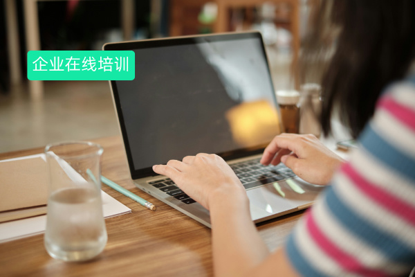 得助智能企业在线培训平台功能优势有哪些呢？让培训像吃火锅那么简单！