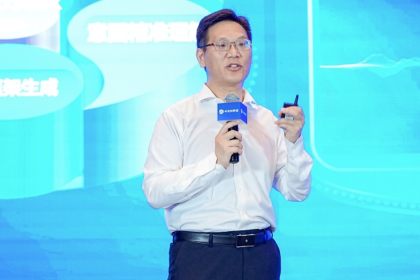 众闯信息科技总裁喻友平受访者供图