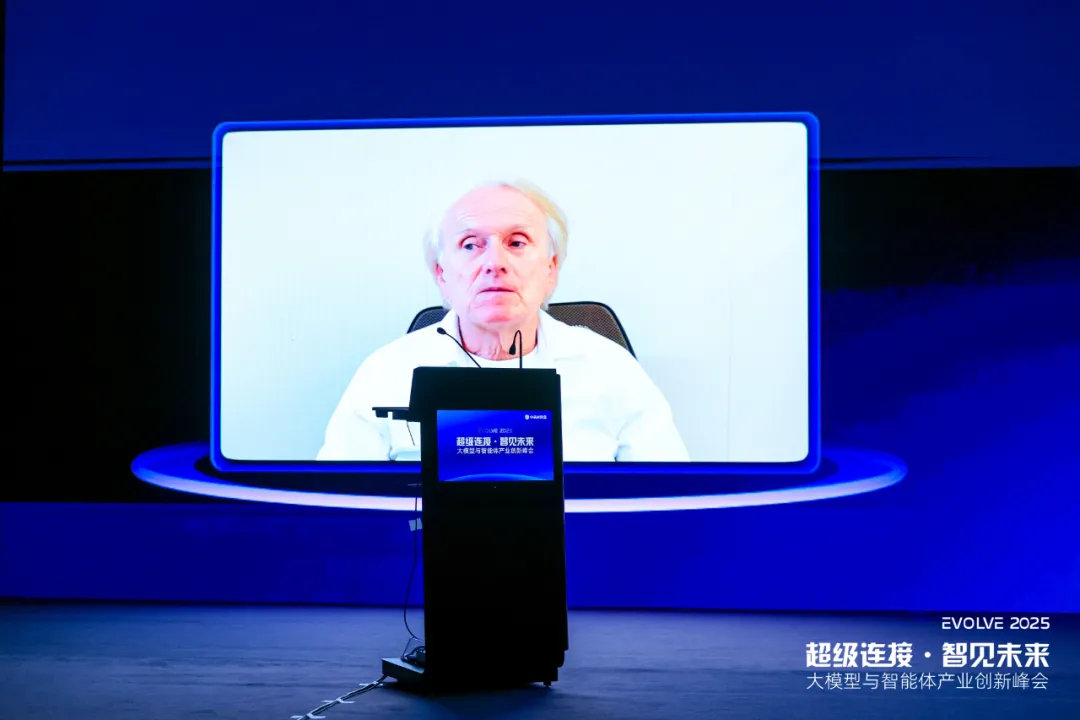 美国硅谷人工智能研究院创始人、院长皮埃罗·斯加鲁菲